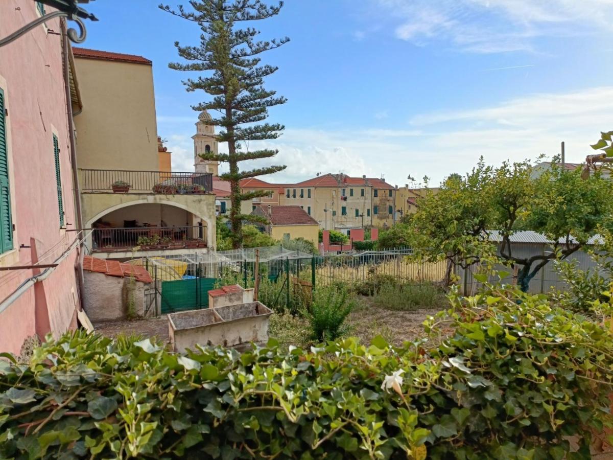 Casa Ribes Villa Santo Stefano al Mare Buitenkant foto